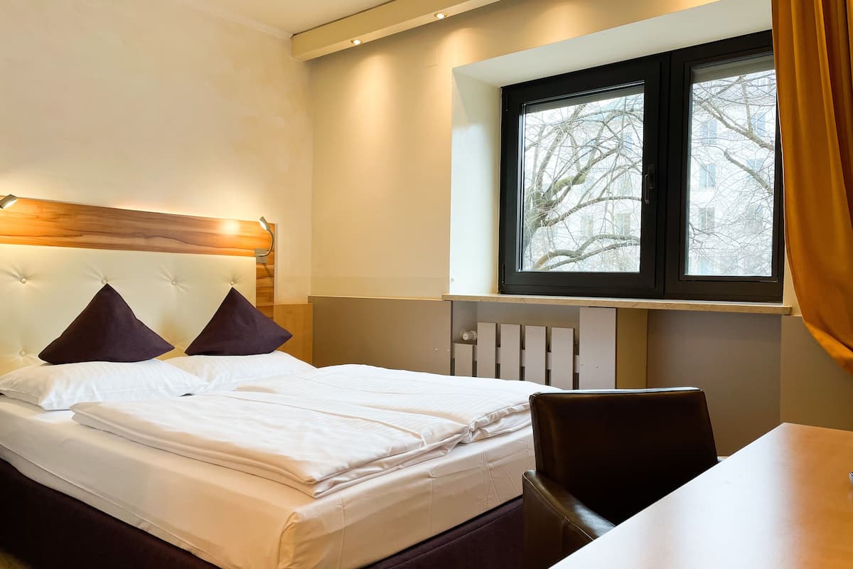 Hochwertige Bettwaren, Pillowtop-Betten, Minibar