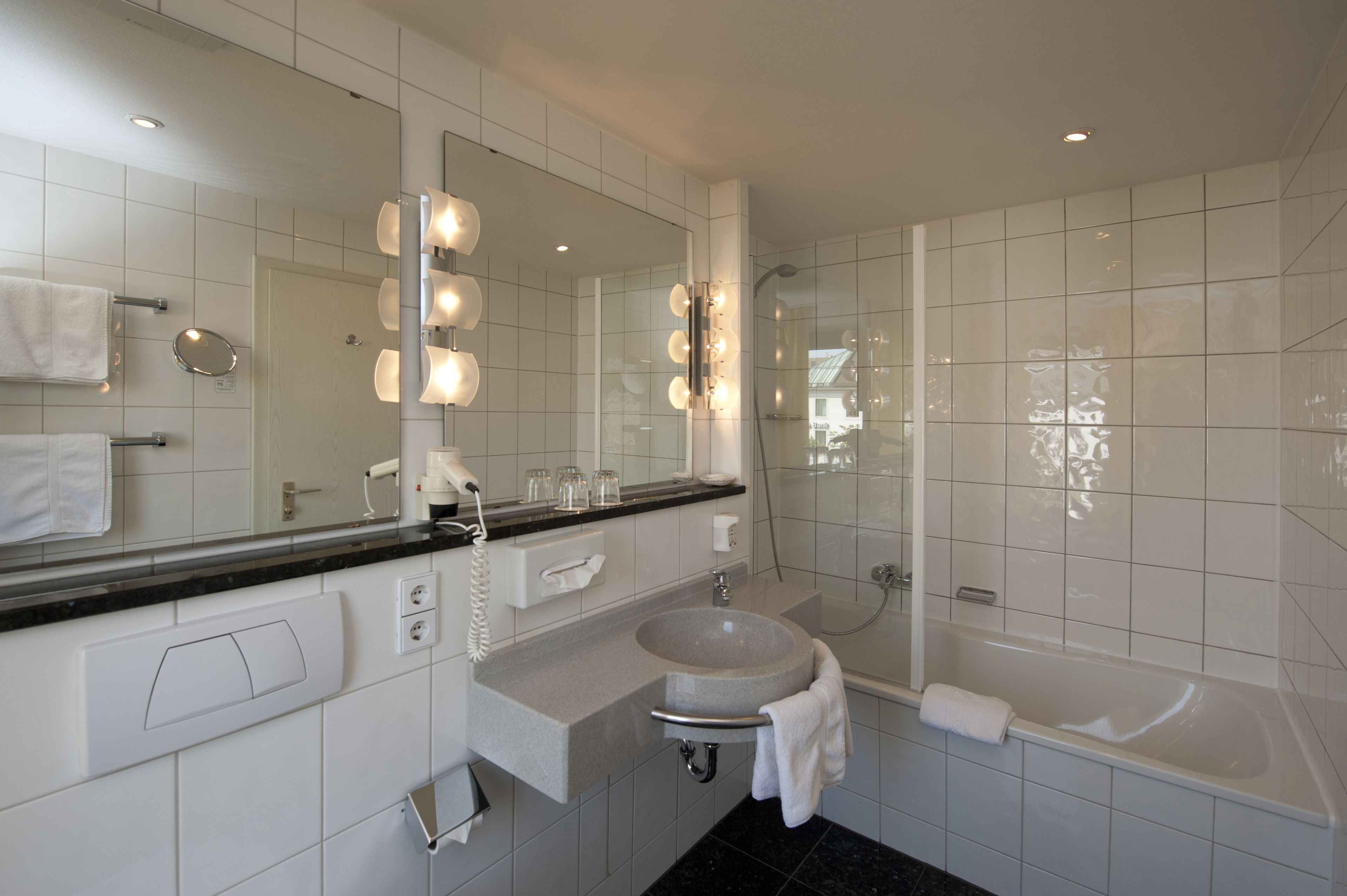 shower, free toiletries, hair dryer, towels