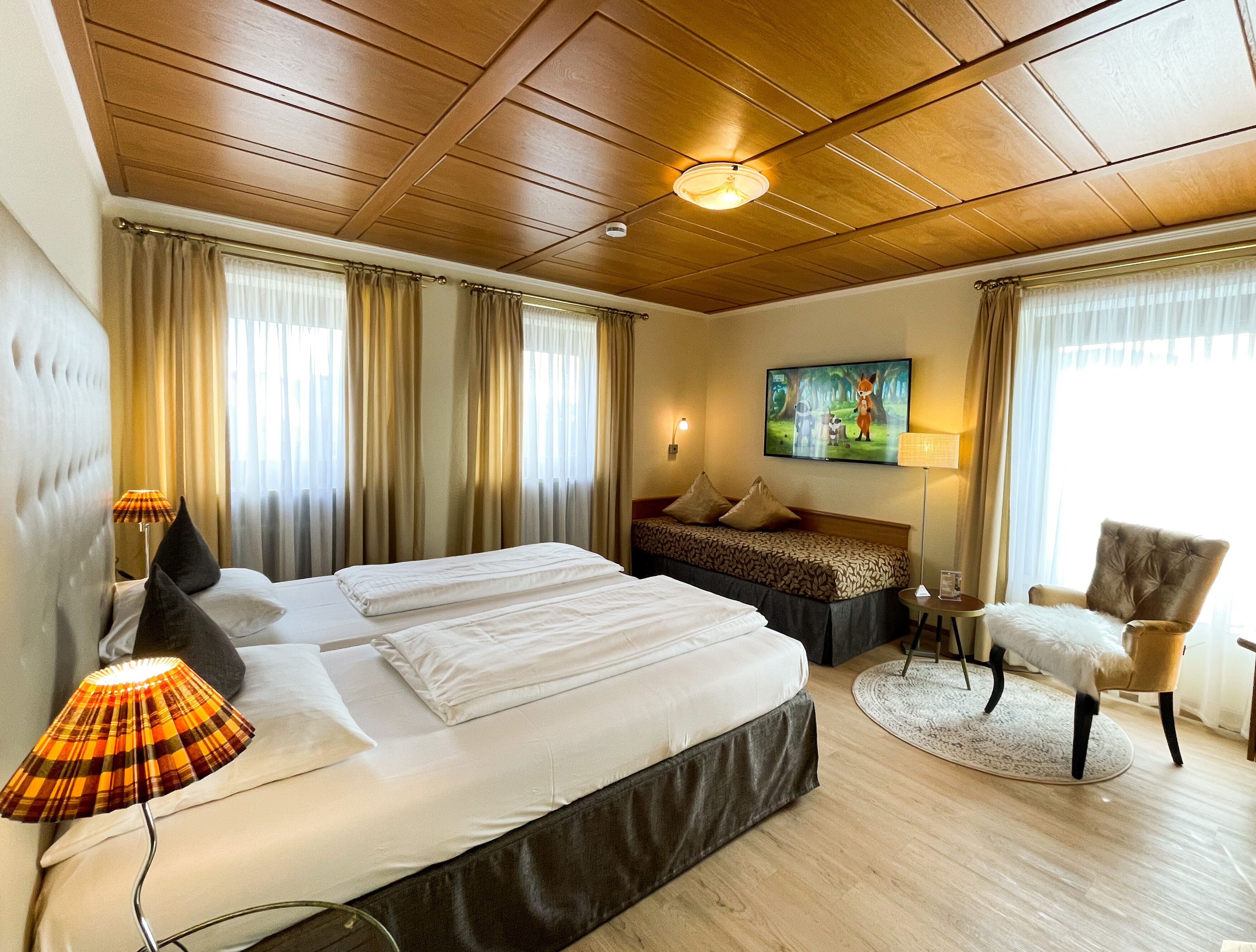 1 bedroom, premium bedding, pillow-top beds, minibar