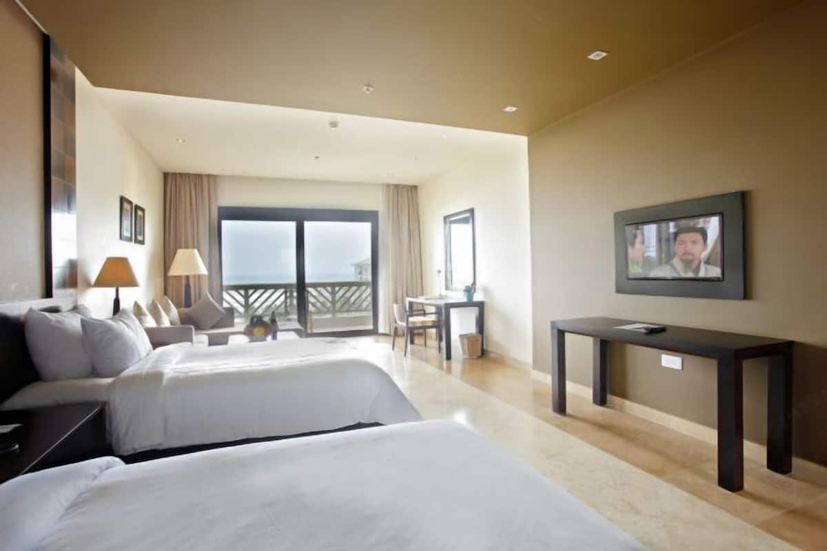 1 bedroom, minibar, in-room safe, desk