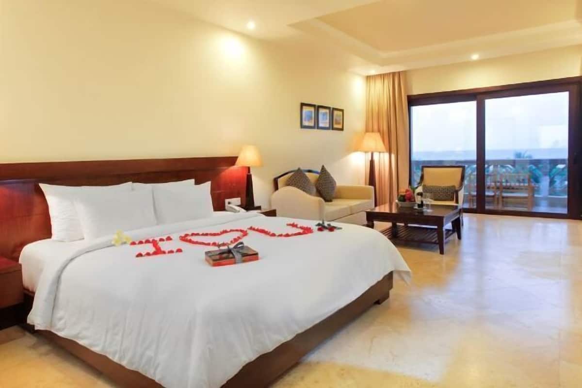 1 bedroom, minibar, in-room safe, desk