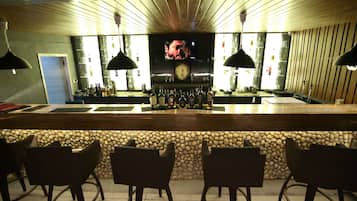 Bar (en la propiedad)