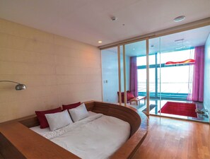 Standardzimmer | Minibar, Zimmersafe, individuell dekoriert, individuell eingerichtet