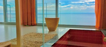 Haslla Art World Museum Hotel