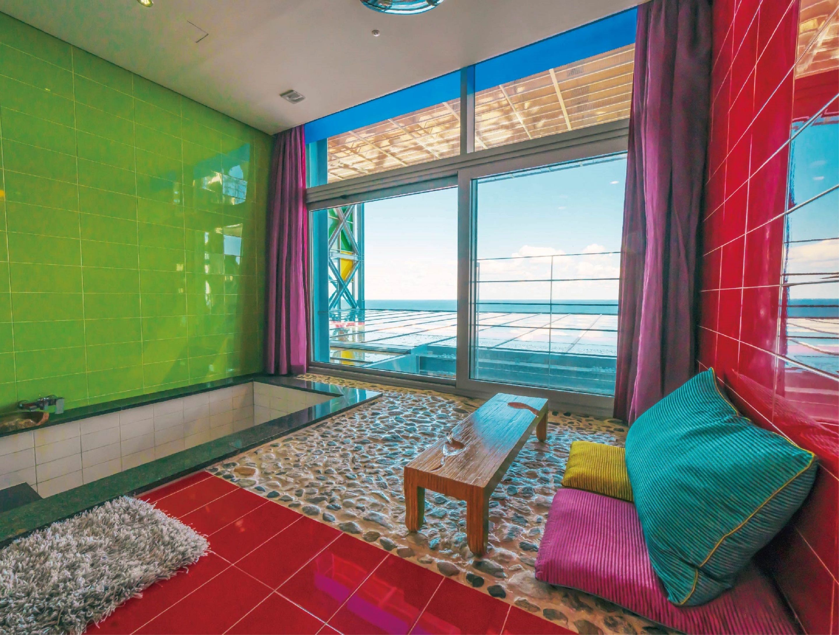 standard room | 1 bedroom, minibar, in-room safe, individually decorated