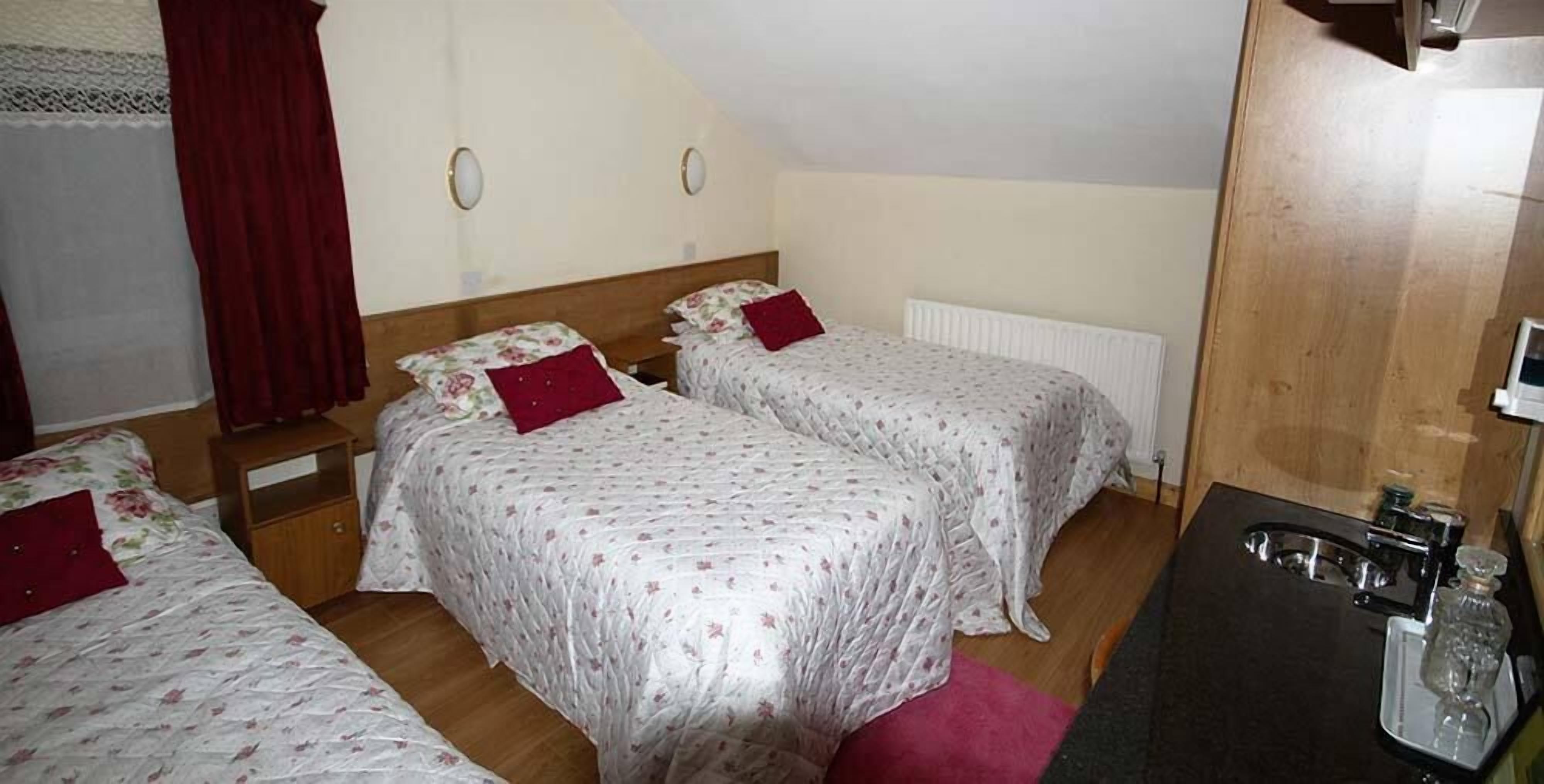 Premium bedding, soundproofing, iron/ironing board