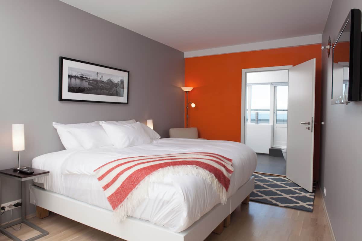 Double Room, 1 King Bed, Terrace | Free WiFi, bed sheets