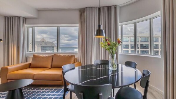 Dining - Hlemmur Square (Reykjavik)