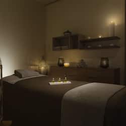 Couples treatment rooms, sauna, hot tub, steam room, hot springs