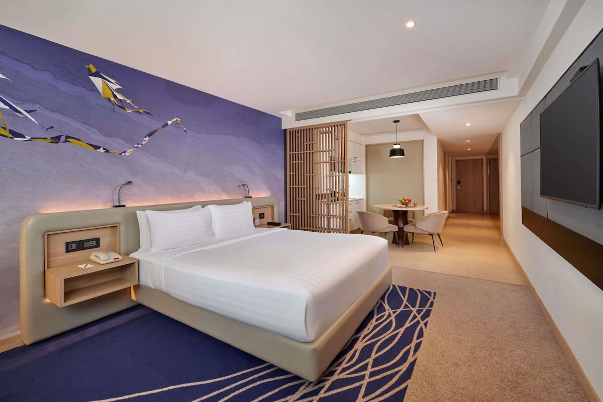 Premier Suite, 1 Double Bed with Sofa bed, Club Lounge Access
