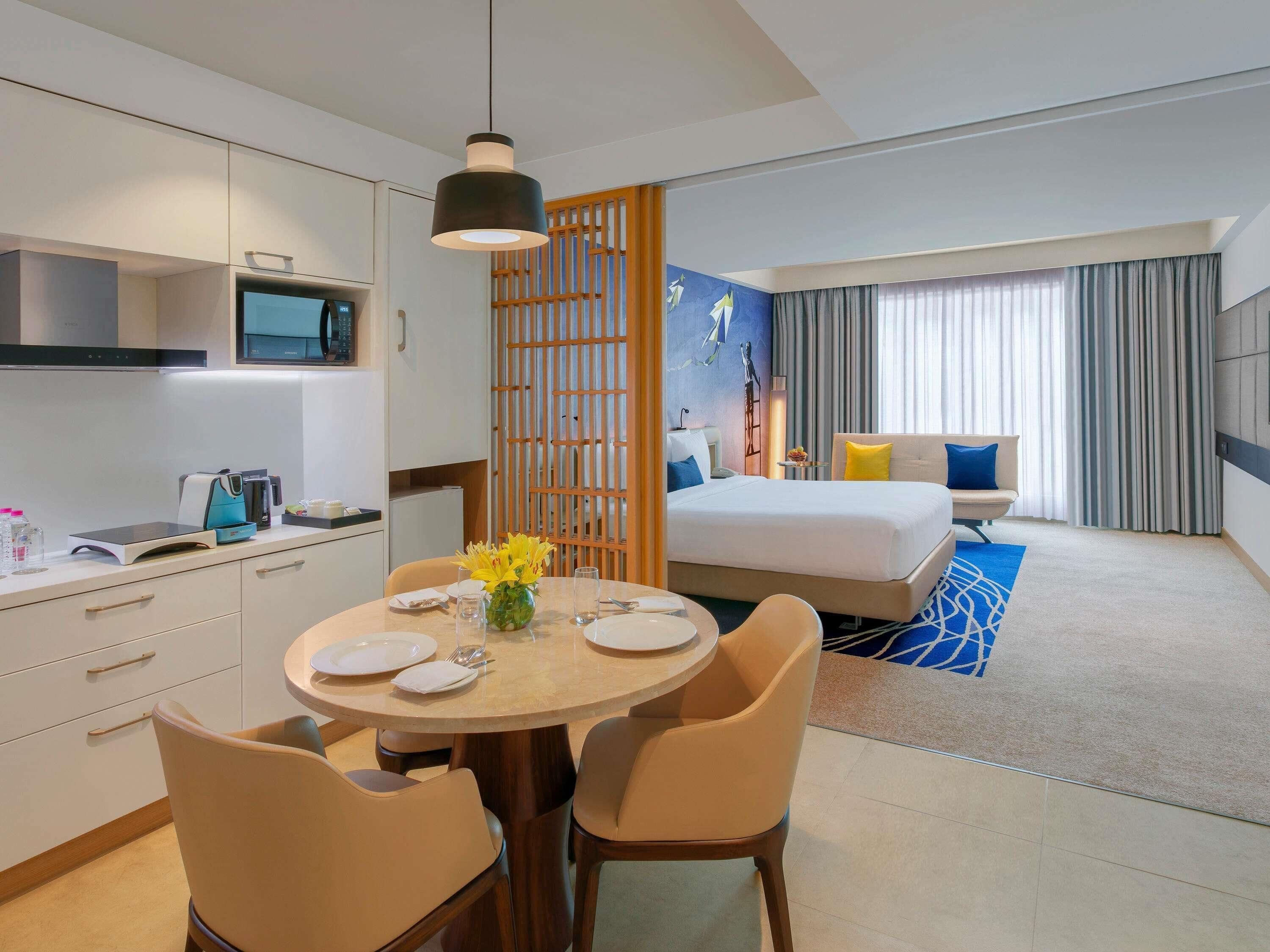 Premier-Suite, 1 Doppelbett und Schlafsofa, Zutritt zur Club Lounge | Bettwäsche aus ägyptischer Baumwolle, hochwertige Bettwaren, Minibar