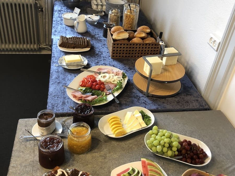 Daily local cuisine breakfast for a fee