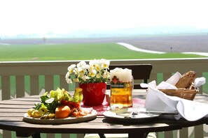 Desayuno buffet incluido todos los días 