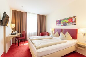 Comfort Double Room | 1 bedroom, desk, soundproofing, free WiFi - Hotel Montana Diemelstadt (Diemelstadt)