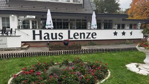 Façade de l’hébergement