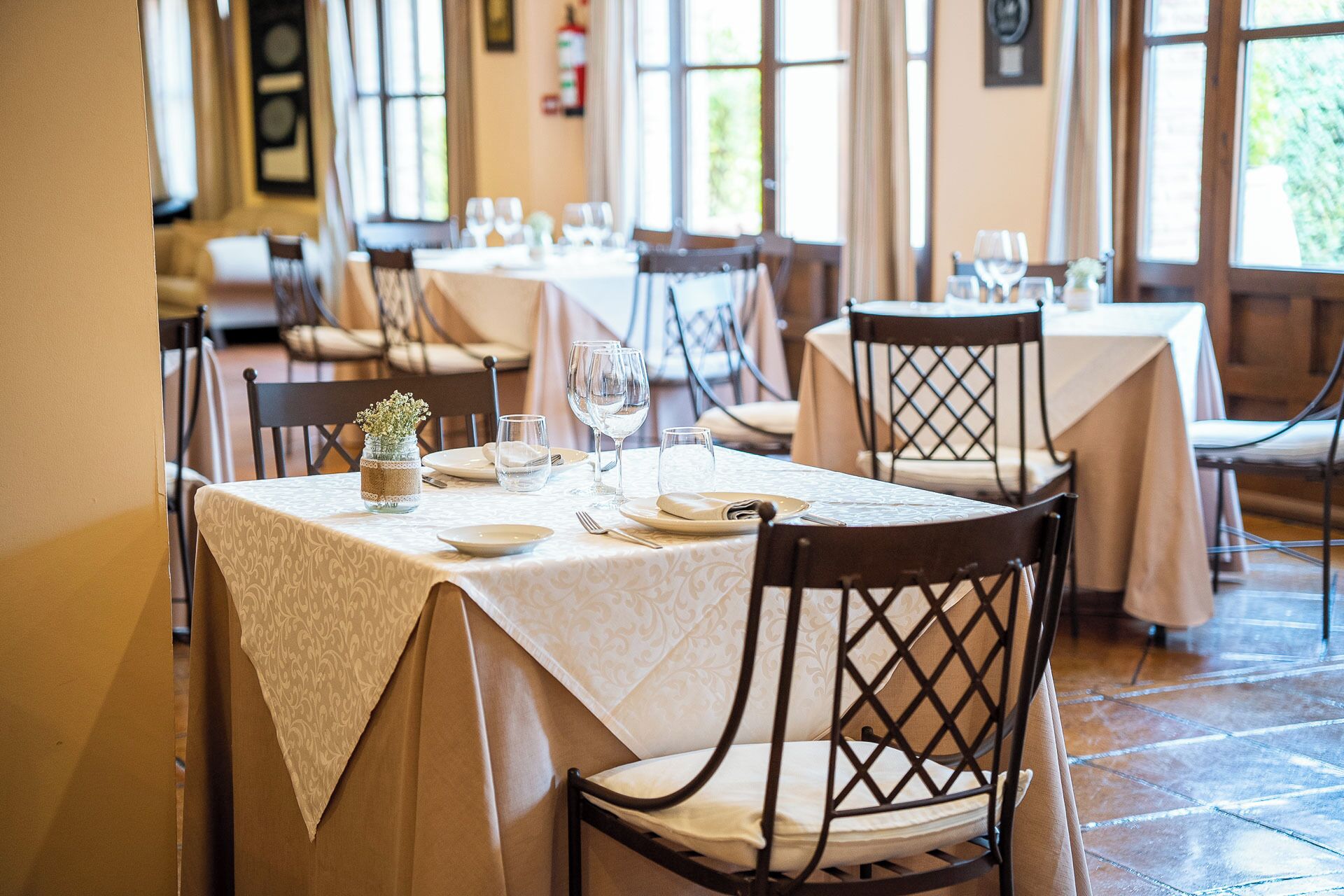 breakfast, lunch, dinner served; spanish cuisine