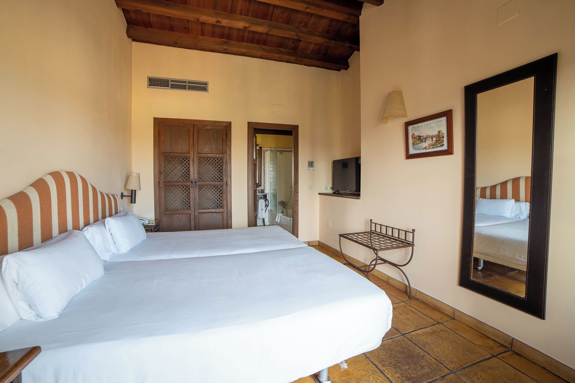 double or twin room | in-room safe, desk, laptop workspace, free wifi