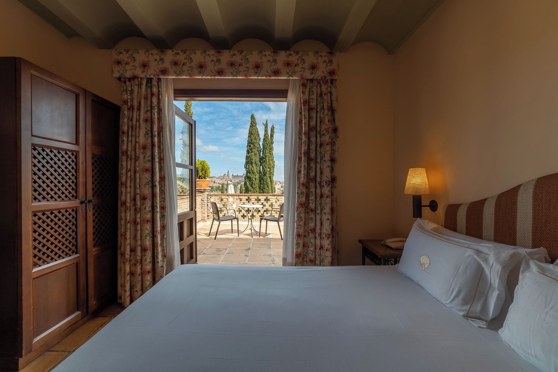 double or twin room (2+1) | in-room safe, desk, laptop workspace, free wifi