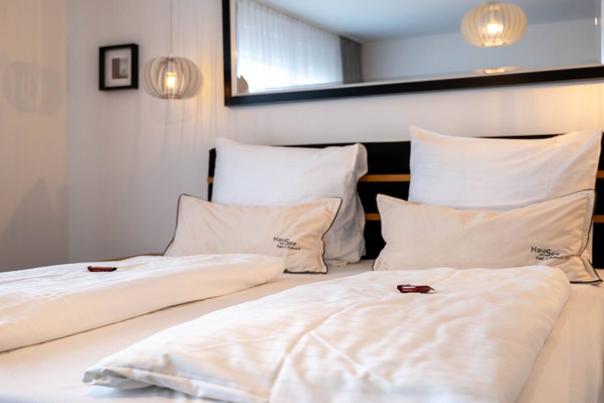 deluxe suite, private bathroom (talblick) | room amenity