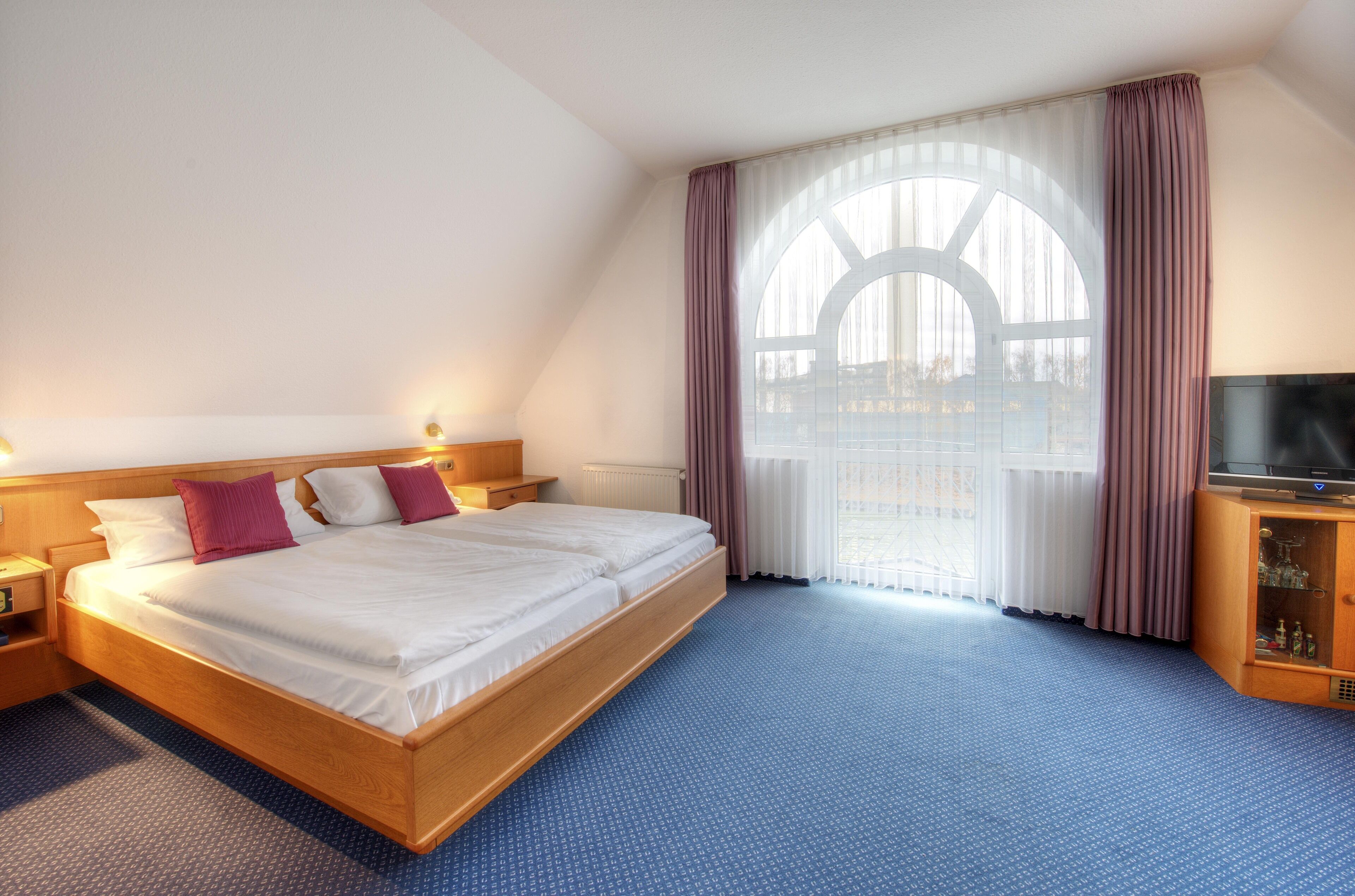 Ropa de cama hipoalergénica, minibar y sistema de insonorización 