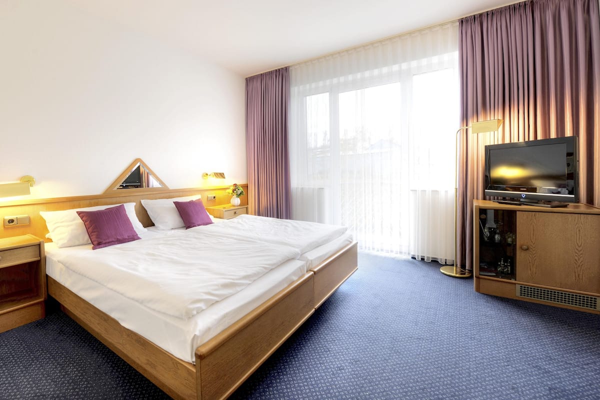 Camera doppia | Biancheria da letto ipoallergenica, minibar, insonorizzazione