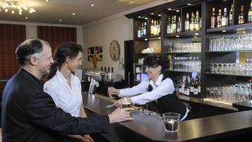 Bar (en el alojamiento)