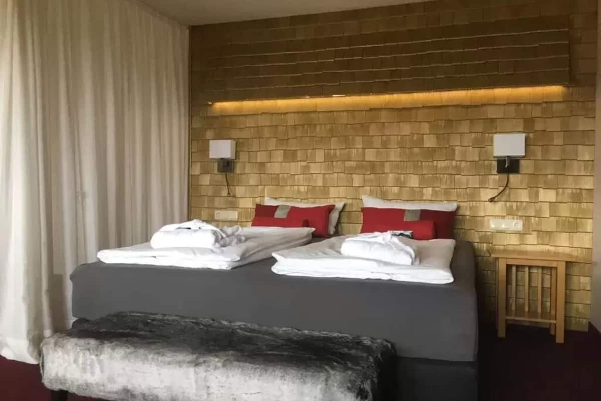 minibar, in-room safe, desk, free cots/infant beds