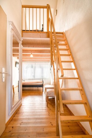 In-room safe, free WiFi, bed sheets - Hotel Arndt (Rust)