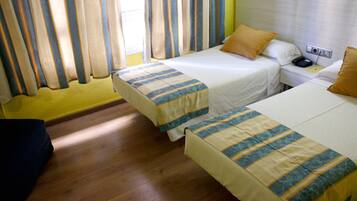 20 bedrooms, desk, laptop workspace, blackout drapes