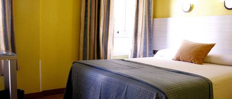 Superior-Doppelzimmer, 1 Queen-Bett | Schrank