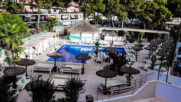 Seasonal outdoor pool, open 11:00 AM to 7:00 PM, pool loungers
