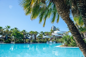 Indoor pool, 2 outdoor pools, pool umbrellas, sun loungers