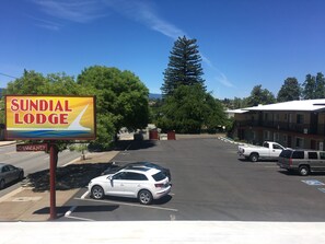 Ubetjent parkering (inkludert)