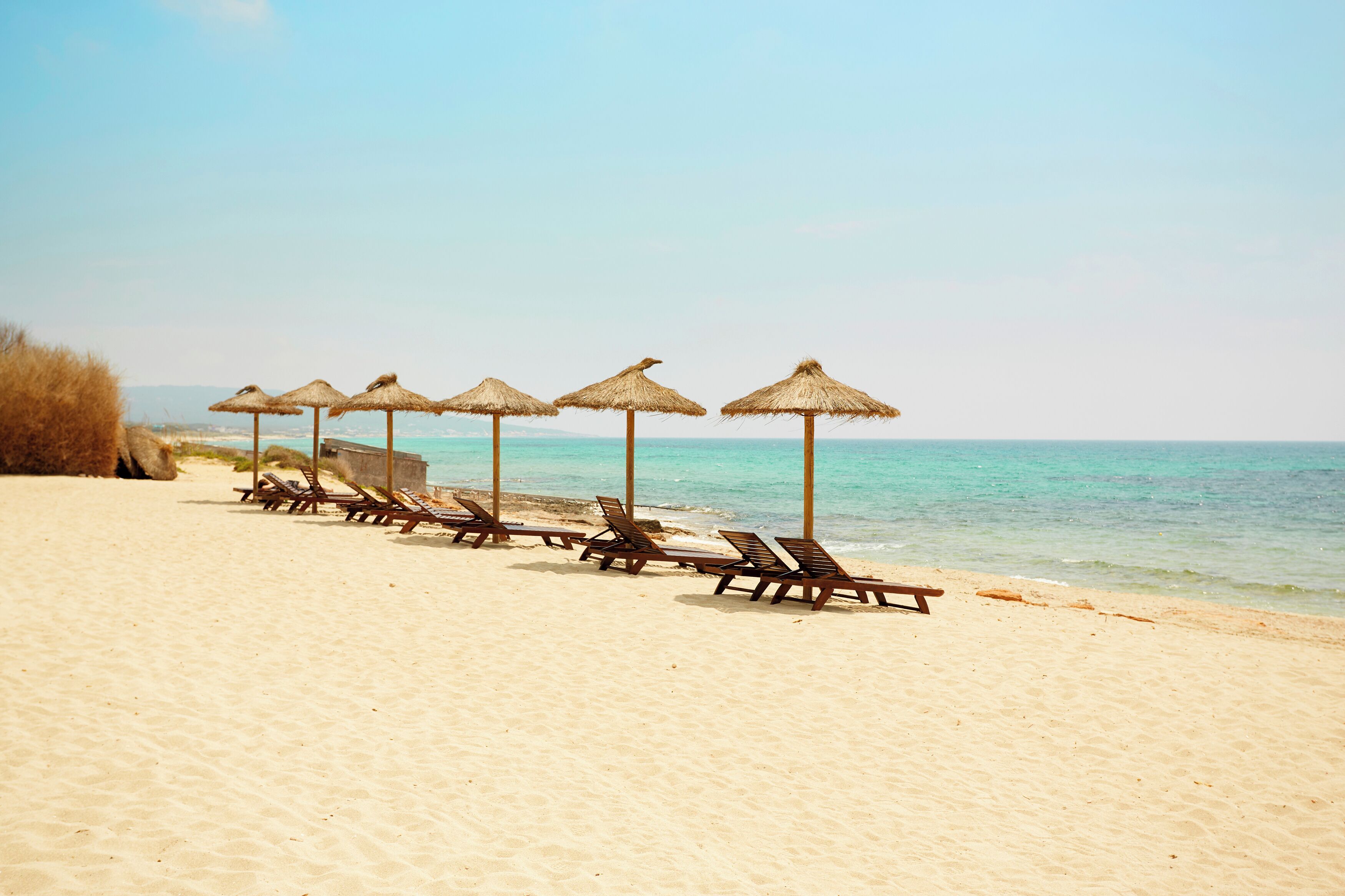 Private beach nearby, scuba diving, windsurfing, surfing