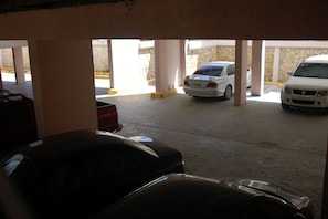 Free self parking
