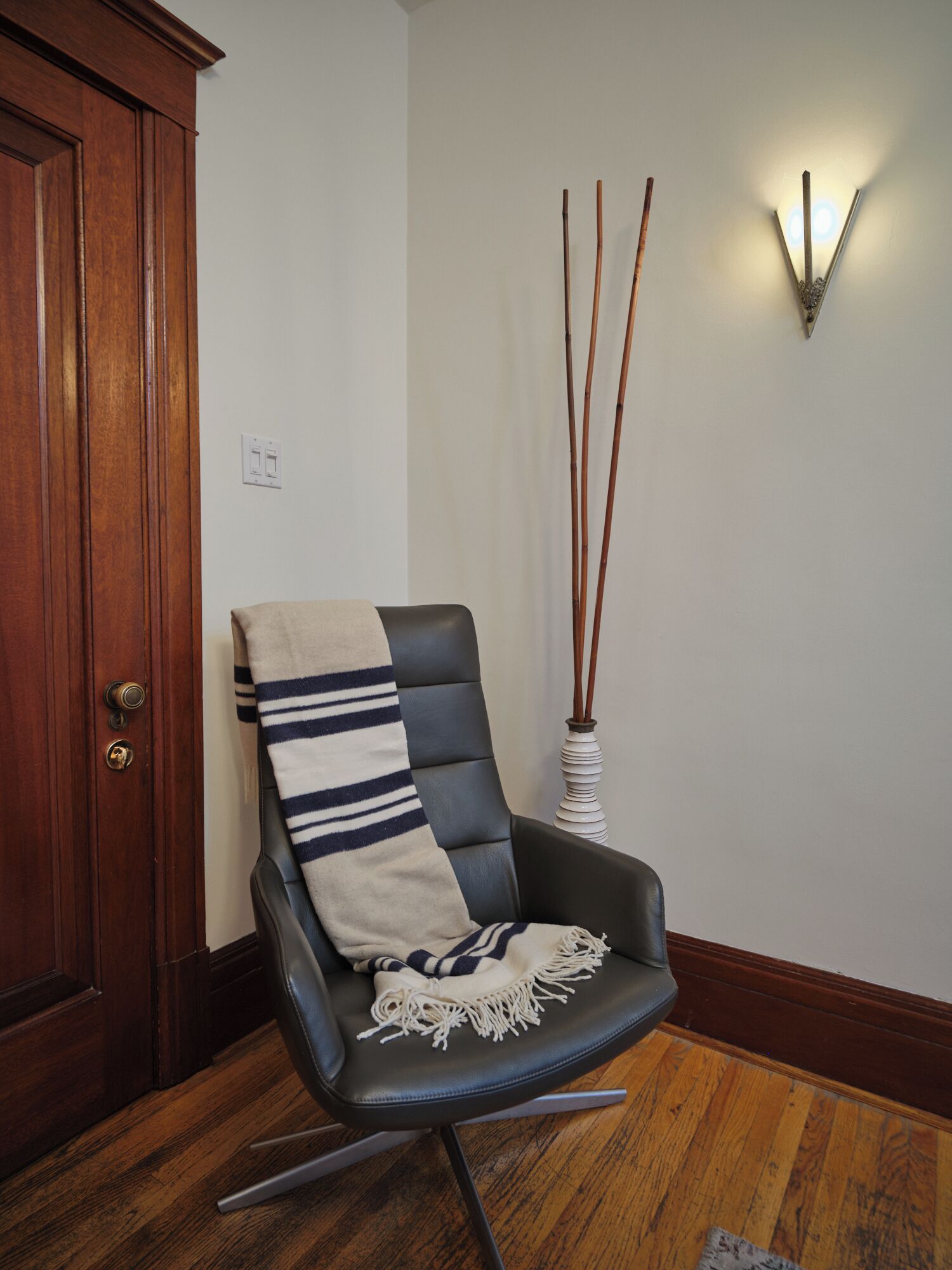 高级房, 1 张特大床 (No 2) | 高档床上用品、Select Comfort 床、特色装修、遮光窗帘