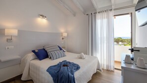 Rom – deluxe | Wi-fi (inkludert), sengetøy og rullestolvennlig