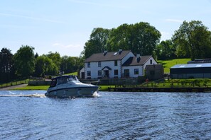 Exterior - Corrigans Shore House (Enniskillen)