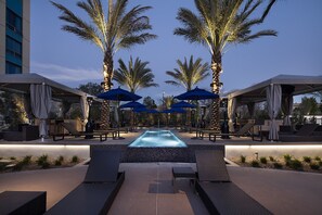 Outdoor pool, open 10:00 AM to 6:00 PM, cabanas (surcharge) - Viejas Casino & Willows Hotel (Alpine)