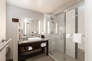 Courtyard Room, 1 King Bed - Adult Only 21+ (Viejas Hotel) | Bathroom | Shower, rainfall showerhead, free toiletries, hair dryer - Viejas Casino & Willows Hotel (Alpine)
