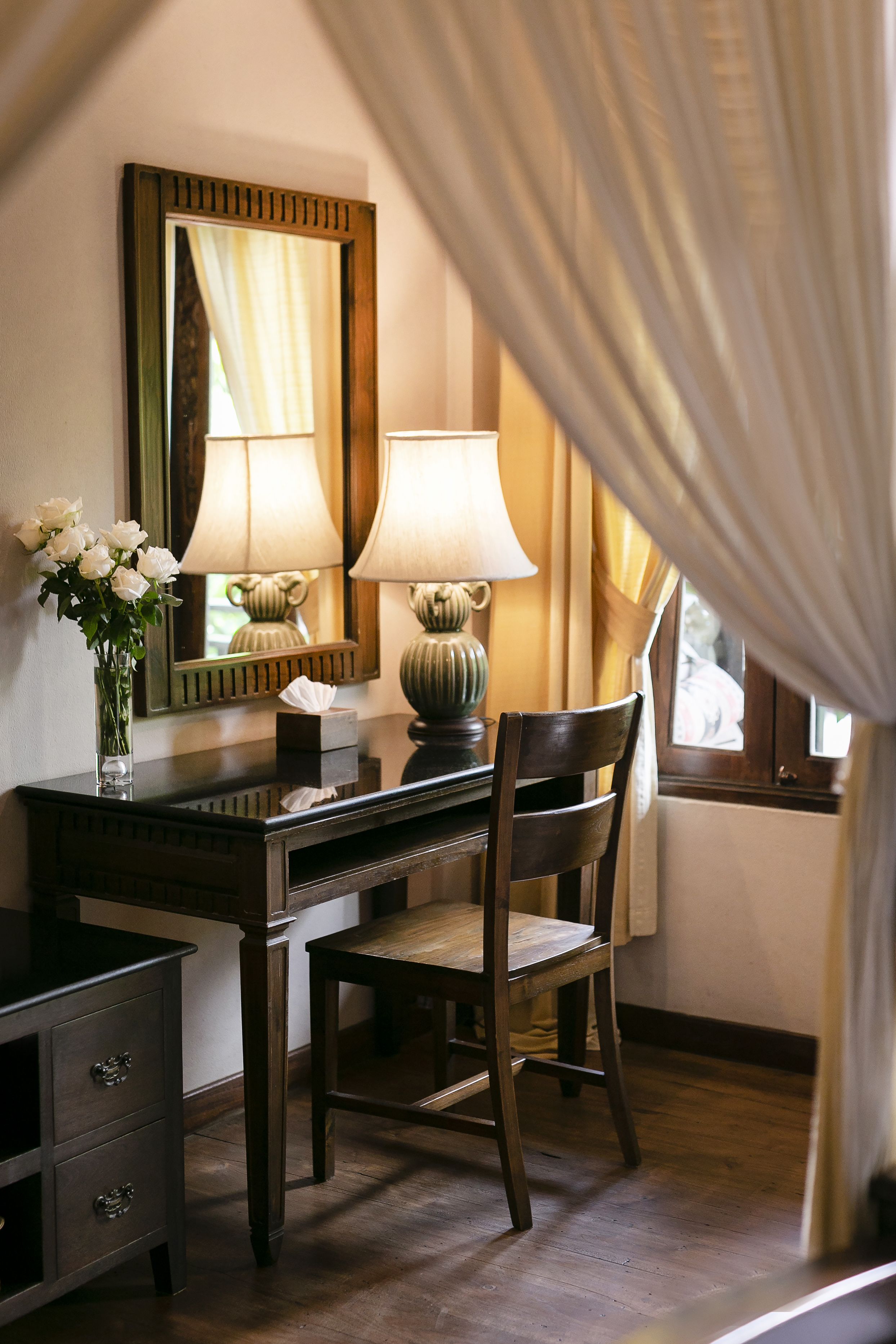 deluxe double | in-room safe, soundproofing, iron/ironing board, free wifi