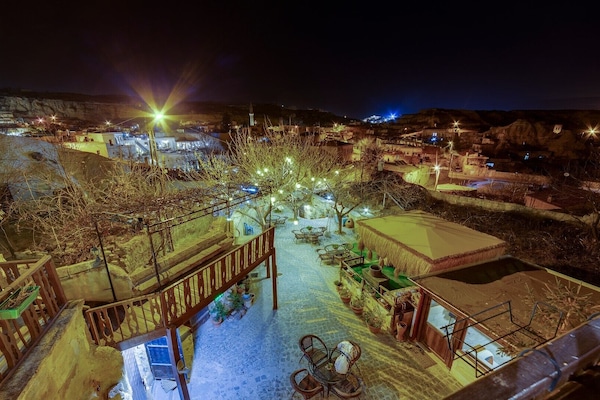 Deluxe Cave Terrace-202 | Vista del balcón