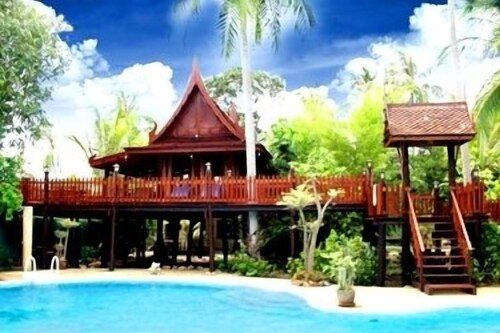 Harry's Bungalows & Restaurant