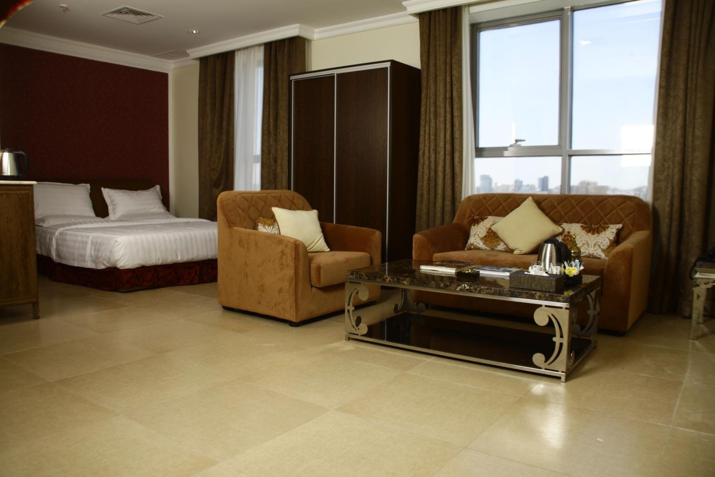 Foto - Laguna Hotel Suites