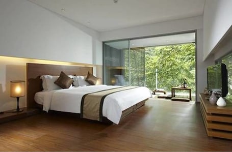 Suite (Forever) | Luxe beddengoed, donzen dekbedden, Select Comfort-bedden