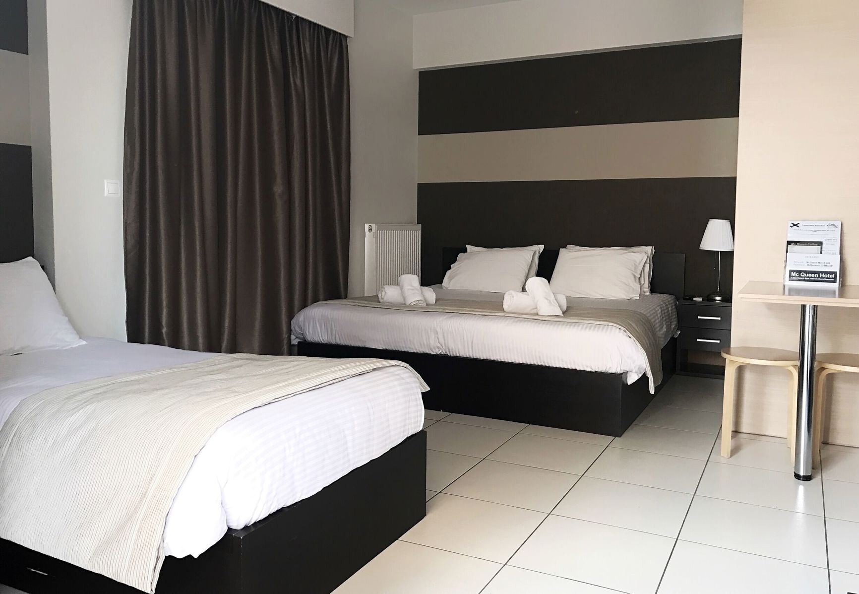 Minibar, caja de seguridad en la habitación y sistema de insonorización 