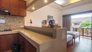 ํจ๋ฐ๋ฆฌ๋ฃธ, ๊ฐ์ด์ฃผ๋ฐฉ | ์ ์ฉ ์ฃผ๋ฐฉ | ๋์ฅ๊ณ , ์ ๊ธฐ ์ฃผ์ ์