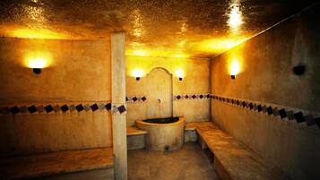 Espace de soins pour les couples, bain à remous, hammam, hammam