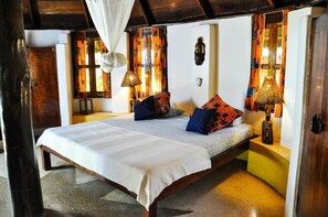 In-room safe, bed sheets, wheelchair access - Ankobra Beach Resort (Axim)