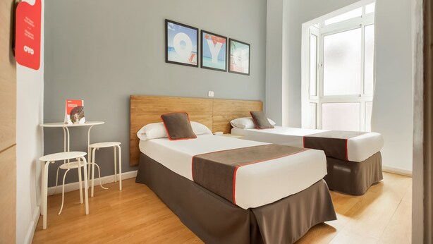 Unclassified image, 1 of 46, button - OYO Bora Bora The Hotel (Las Palmas de Gran Canaria)